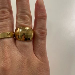14k gold Dome ring. Size 7